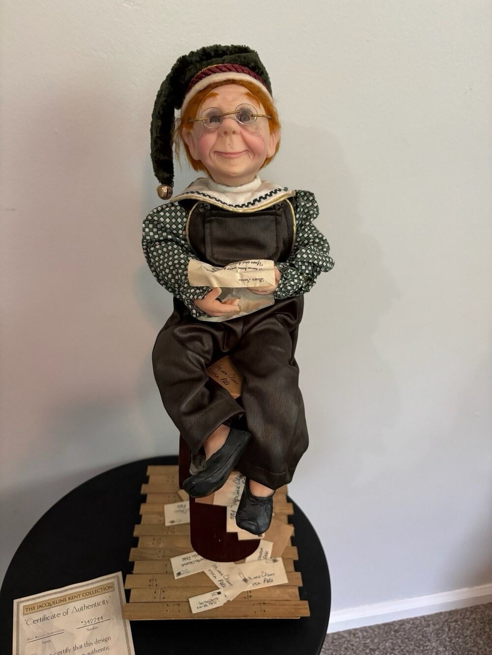 The Jacqueline Kent Collection Christmas Mail Master Apprentice 342244Boxed